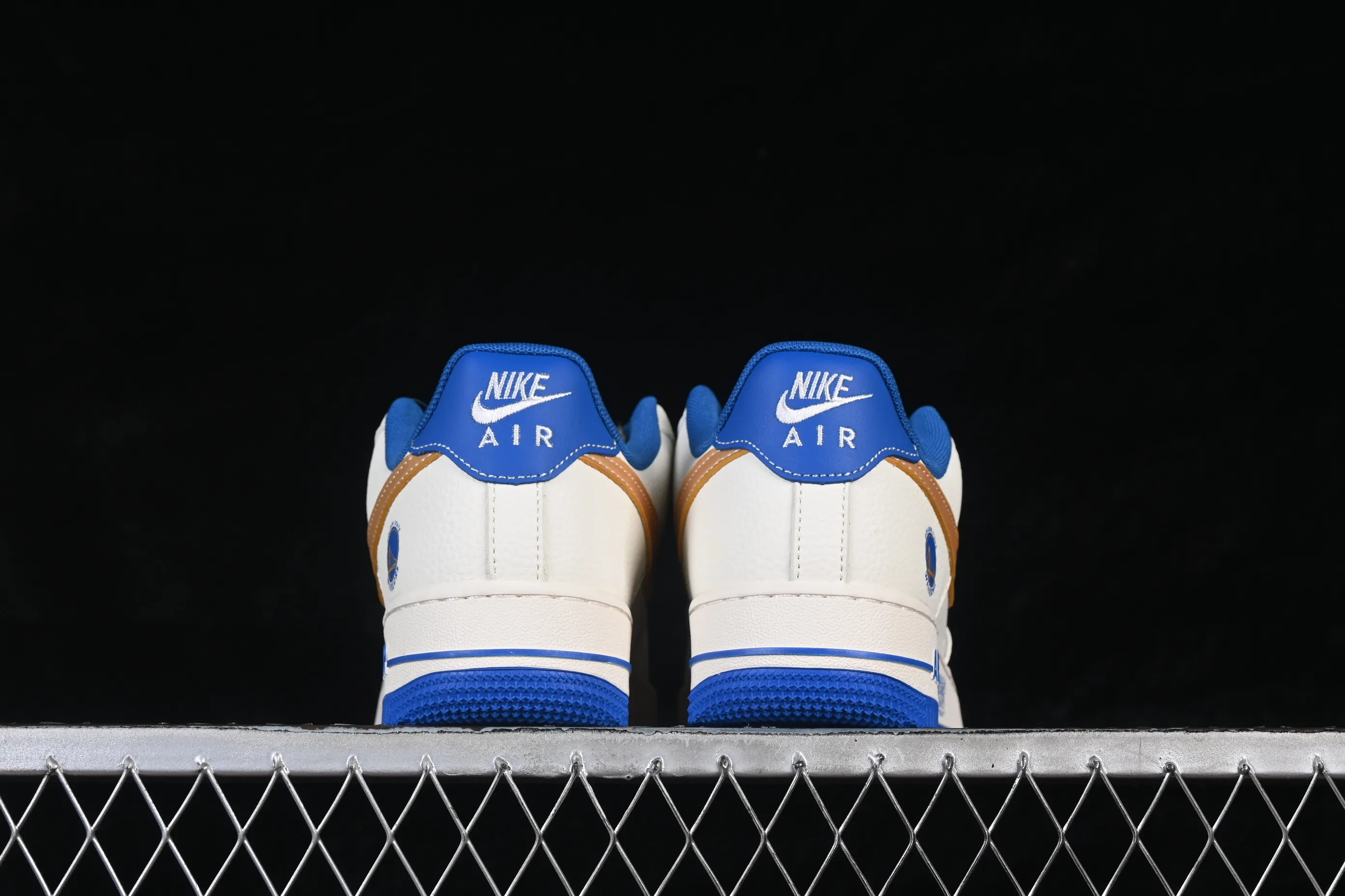 All Categories Nk Air Force 1 Air Force Series Nk Air Force 1 Low Air Force Low Top Nike Air Force 1'07 Low Joint Warrior Mi Jin Hook Air Force Low Top Casual Sneakers QW5606-270